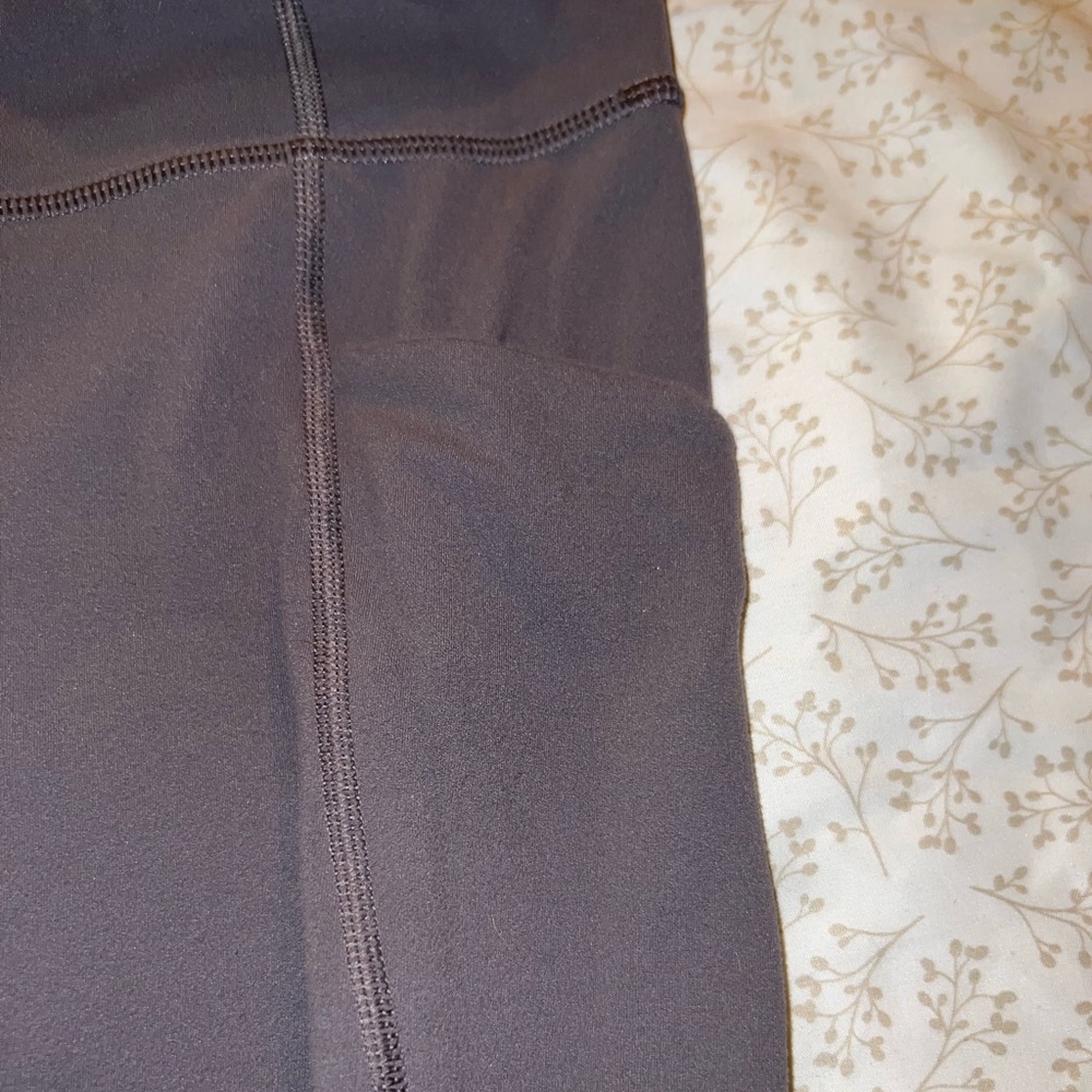 Athleta girl gray/purple leggings w/pockets